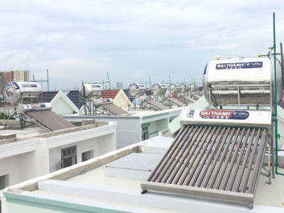 Máy nước nóng năng lượng mặt trời Tân Á Đại Thành tại Thủ Dầu Một tỉnh Bình Dương